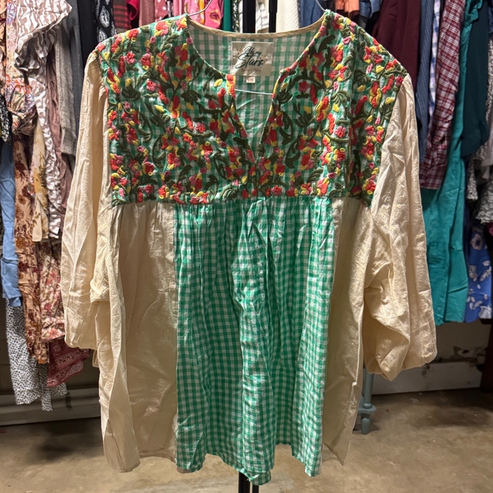 Floral Embroidered Green Tunic Top